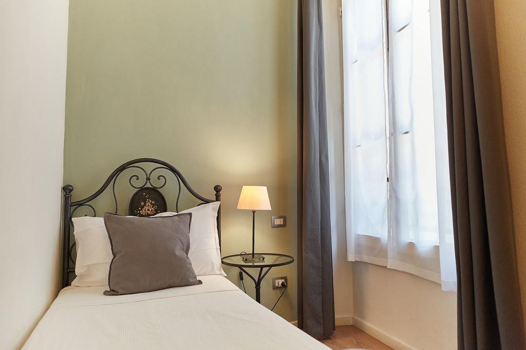 B&B Di Piazza Del Duomo Firenze Bagian luar foto
