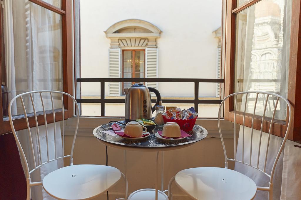 B&B Di Piazza Del Duomo Firenze Bagian luar foto