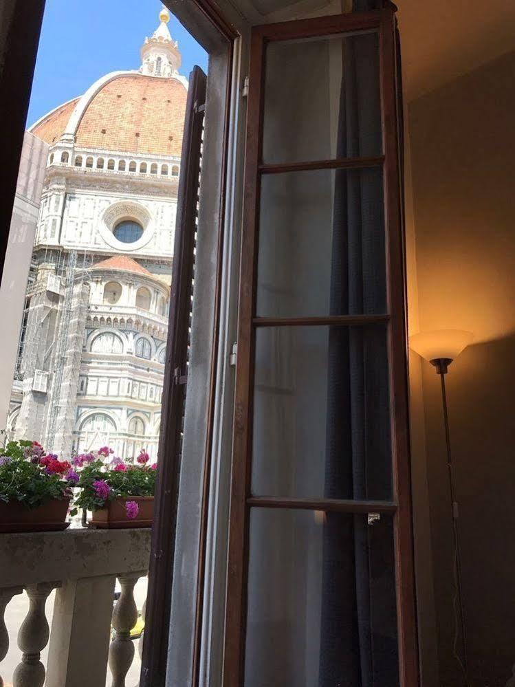 B&B Di Piazza Del Duomo Firenze Bagian luar foto