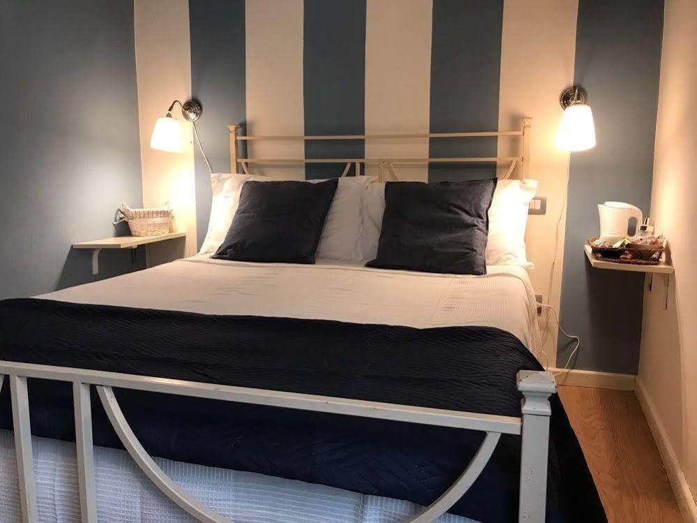 B&B Di Piazza Del Duomo Firenze Bagian luar foto